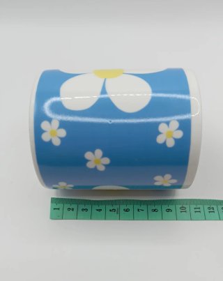 Tazza in porcellana con coperchio e infusore