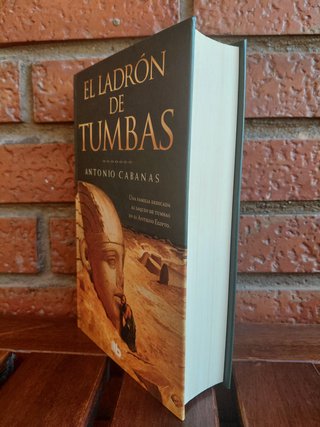 El ladrón de tumbas. Antonio Cabanas