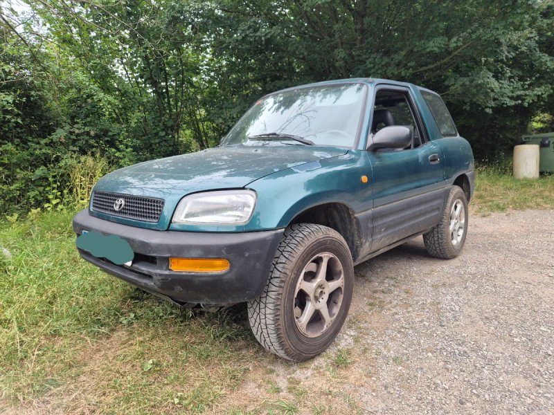 Toyota RAV4 1997 - foto 1