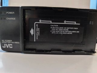 Cargador JVC AA-V6EG para videocámara