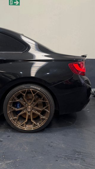 BMW M235i