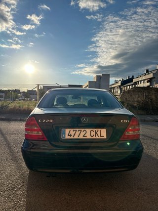 Mercedes-Benz Clase C 2003