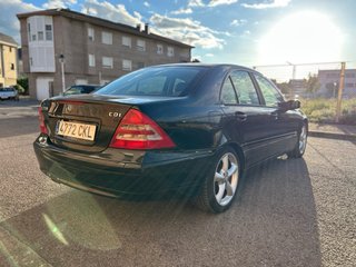 Mercedes-Benz Clase C 2003