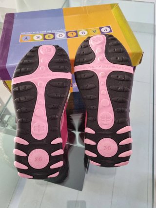 Sandali tipo canottiera Pablosky per bambina rosa