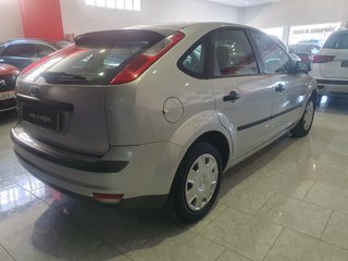 Ford Focus 1.6i, único propietario, aire acondici