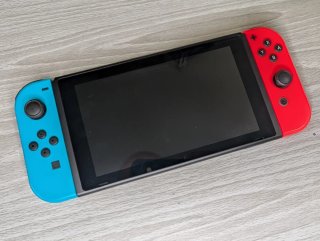 Nintendo Switch Azul/Rojo con Garantía