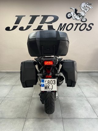 Honda Forza 750