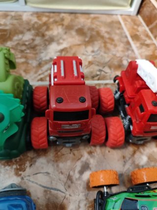 Lote 5 Coches estilo Monster Truck