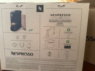 Cafetera Nespresso Essenza Mini Negra