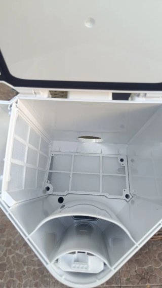 Aspiradora Shark PowerDetect Clean & Empty