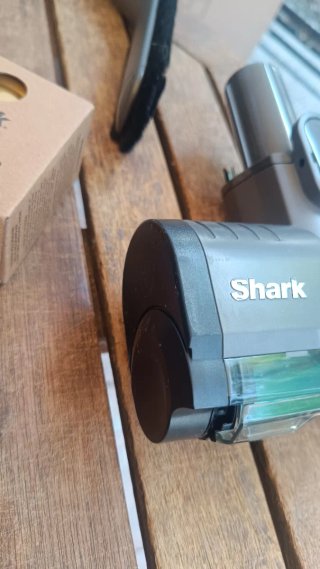 Aspiradora Shark PowerDetect Clean & Empty