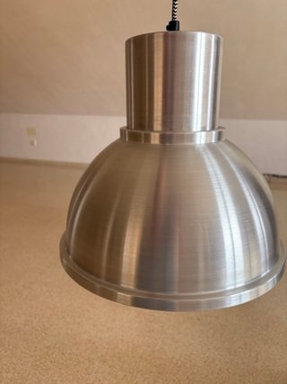 Lampada a sospensione in metallo argentato