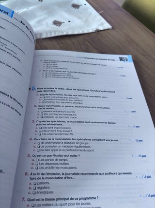 DELF junior/scolaire B1 Conforme au nouveau for...