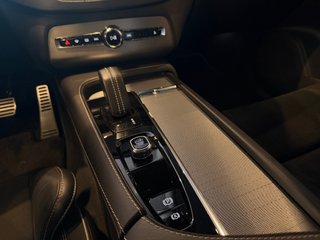 Volvo XC90 2.0 T8 AWD Plus Dark Recharge Auto