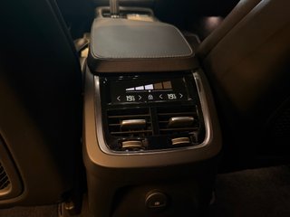 Volvo XC90 2.0 T8 AWD Plus Dark Recharge Auto