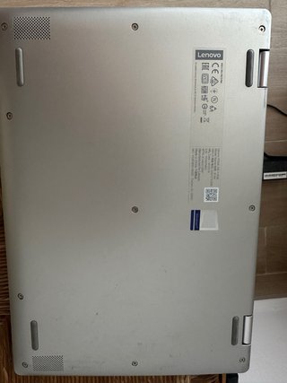 Portátil Lenovo 2 en 1 Táctil ( precio negociable)