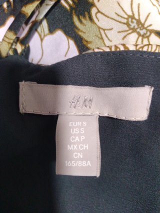 Top H&M floral