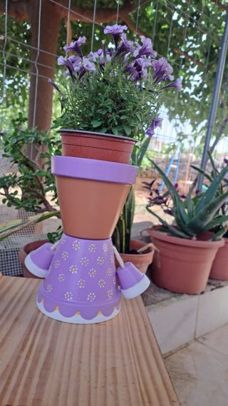 Maceta Decorada Figura Muñeca
