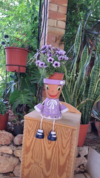 Maceta Decorada Figura Muñeca
