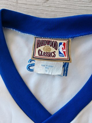 Majestic Nets jersey L bianco blu top - vintage