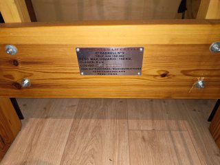 Pilates Reformer Madera y Negro