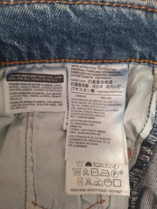 Pantalón Vaquero Levi's Azul Claro. Talla W30 L30