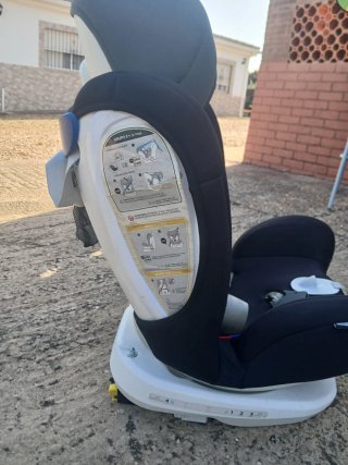 Silla coche Isofix negra