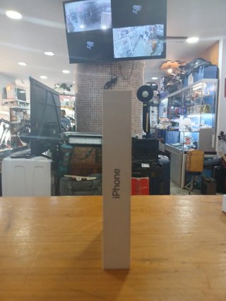 iPhone 17 Pro Max Caja Azul
