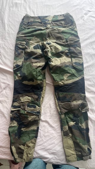 Pantalón militar camuflaje