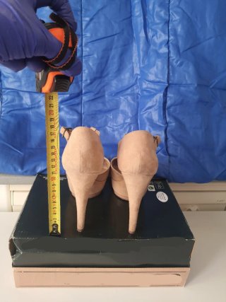 Sandalias tacón alto beige talla 37
