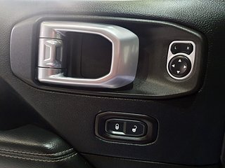 Jeep Wrangler 2.0i, 272cv, FULL......
