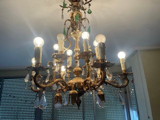 Lampada a sospensione classica in cristallo e metallo