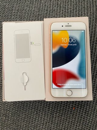 iPhone 8 64GB Gold de Segunda mano por 65 EUR en Benidorm | Wallapop