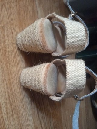 Sandalias de cuña verano azul y beige