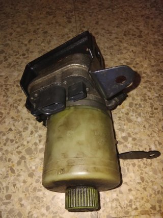 Bomba Dirección Asistida TRW 6Q0423156AB VW