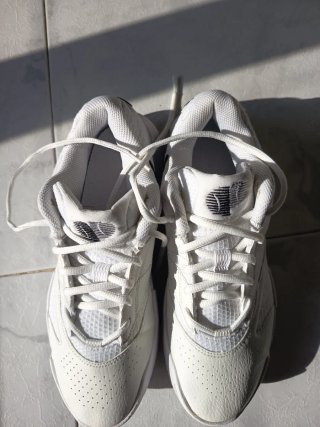 Zapatillas Nike Blancas y Negras
