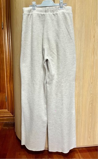 Pantalones anchos color crema (invierno)