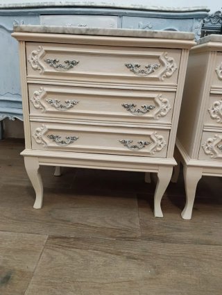 Coppia di Comodini in Marmo e Legno