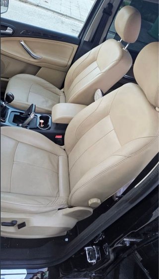 Ford Galaxy 2013