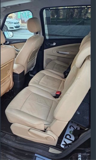 Ford Galaxy 2013