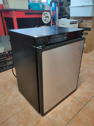 Nevera Dometic RF-60