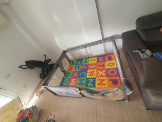 Parque de suelo para bebés con alfombra