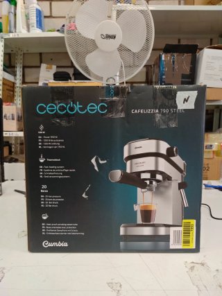 Cafetera Cecotec Cafelizzia 790 Steel