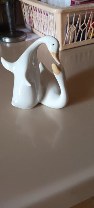 Coppia Cigni in Ceramica Bianca