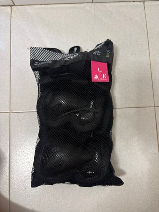 Juego protecciones adulto Oxelo