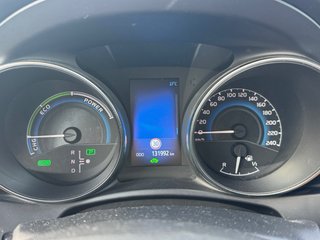 Toyota Auris hibrido 2018 132 kms perfecto estado
