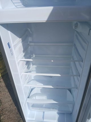 Nevera Indesit
