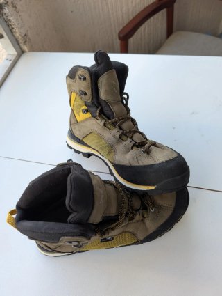 Botas de montaña Altus