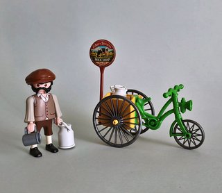 Playmobil Repartidor Victoriano Con Triciclo
