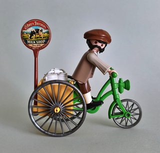 Playmobil Repartidor Victoriano Con Triciclo